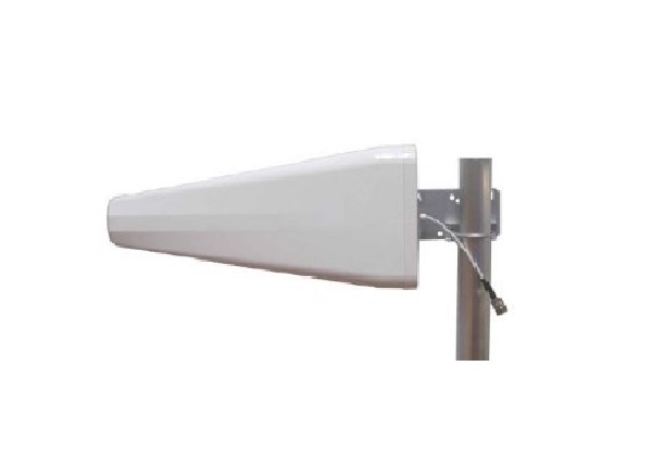 Log Periodic Antenna (698-3800): 5G Version